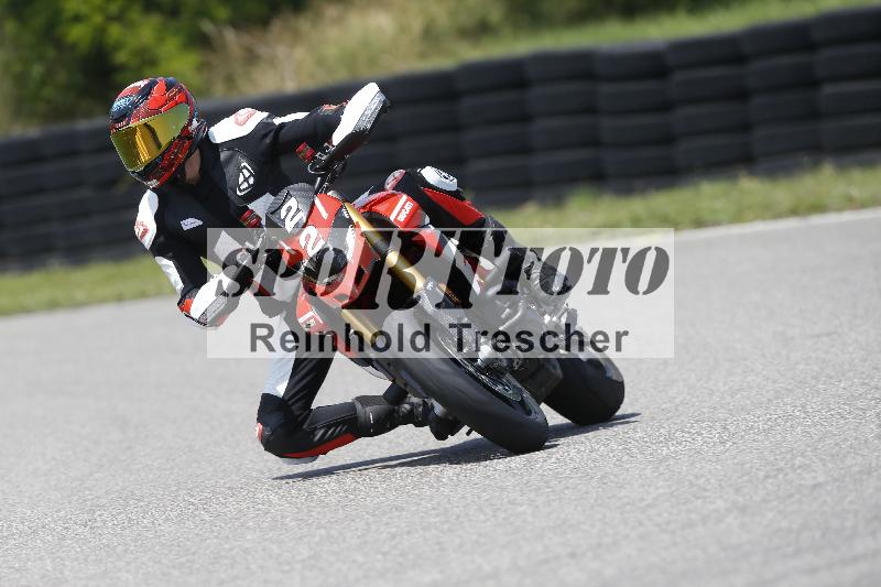 /27 12.06.2025 Ducati Schweiz Trackday Warmup  ADR/gruen-vert/22